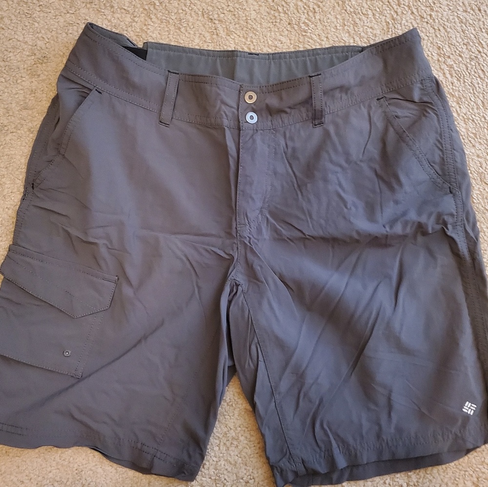 Columbia shorts